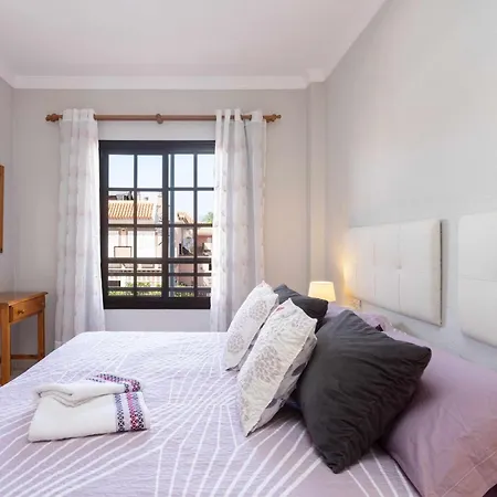 Agradable Piso Con Piscina & Playa Terraza Y Wifi
